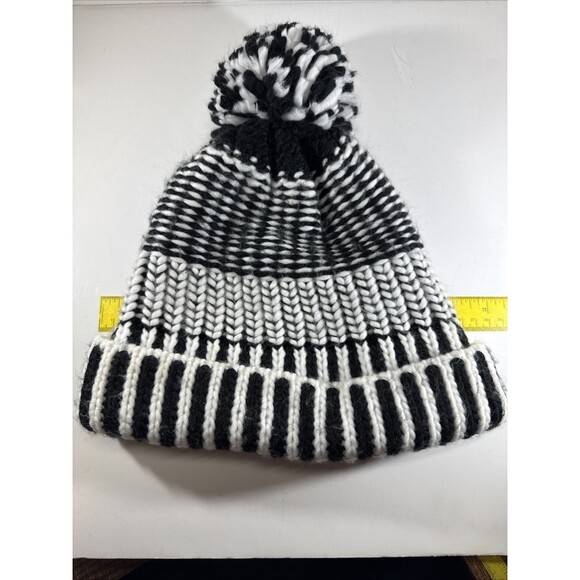 AKIRA Other - Akira Chicago Beanie Cap Red Label Hat Winter Black White Cable Knit New